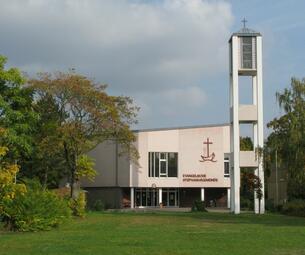 Vergrößerte Ansicht von Außenansicht der Stephanuskirche