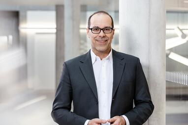 Vergrößerte Ansicht von Dirk Schuhmann