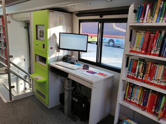 Vergrößerte Ansicht von Mobile Bibliothek der Stadtbibliothek Mannheim