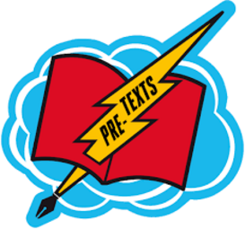 Vergrößerte Ansicht von Pre-Texts-Logo der Harvard University: ein aufgeklapptes rotes Buch, durch das ein gelber Pfeil mit der Aufschrift "Pre-Texts" geht, der unten wie die Spitze eines Füllers aussieht. Das ganze wird von einer Art blauen Wolke umrandet.