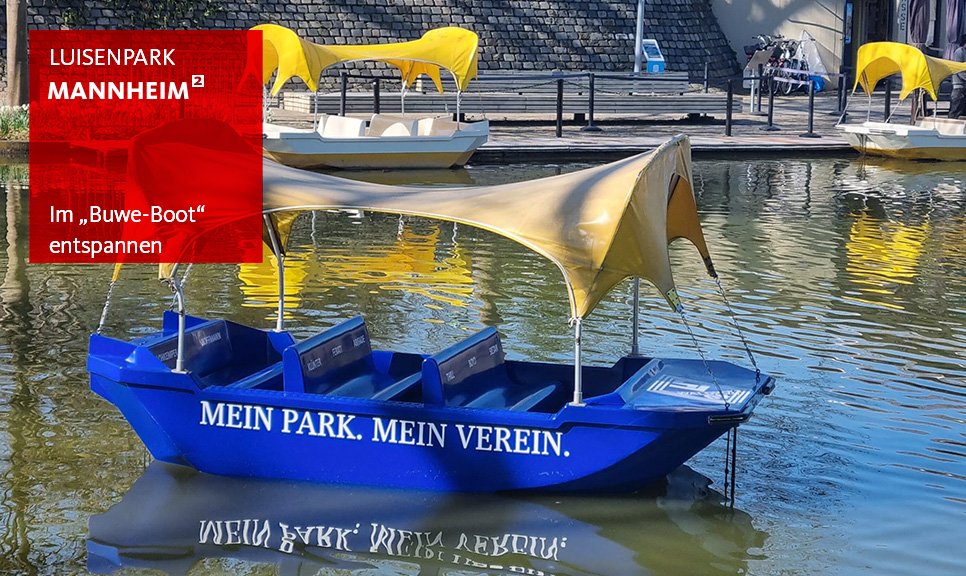 Gondoletta in Blau mit Waldhof-Logo auf dem Kutzerweiher im Luisenpark