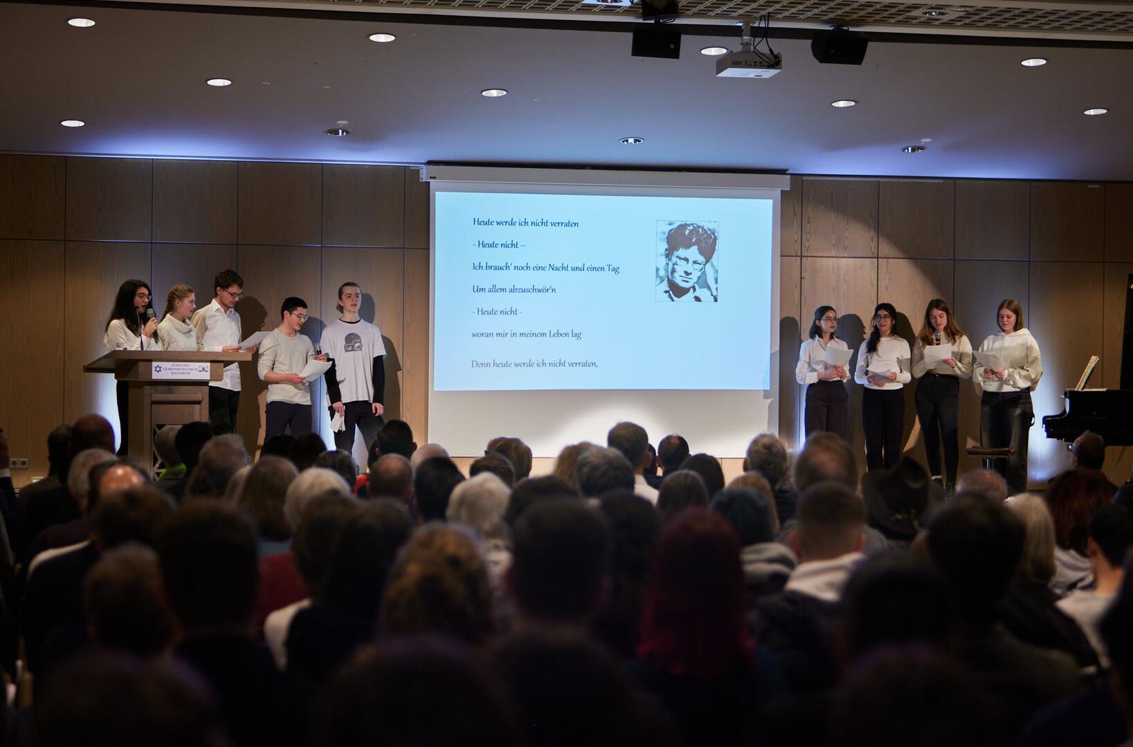 Gedenkveranstaltung für die Opfer des Holocausts 2024