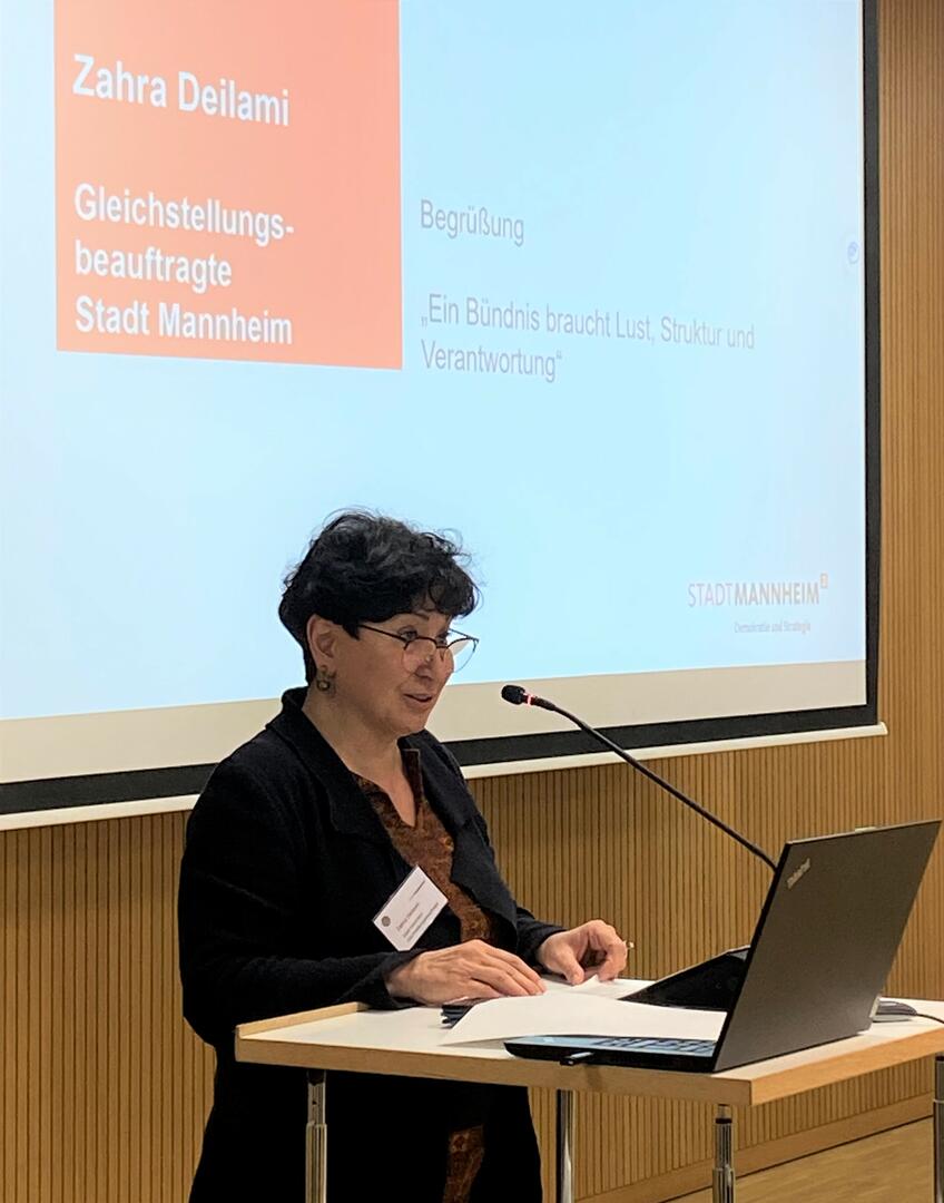 Gründung des Mannheimer Frauenbündnisses: Zahra Deilami, Gleichstellungsbeauftragte der Stadt Mannheim