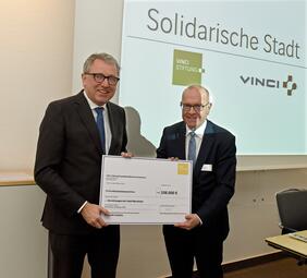 Vergrößerte Ansicht von VINCI-Stiftung überreicht Fördermittel an zehn soziale Projekte der Stadt Mannheim