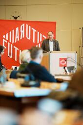 Vergrößerte Ansicht von Oberbürgermeister Specht eröffnet die Innenstadtkonferenz