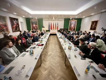 Vergrößerte Ansicht von Besuch einer Delegation aus Qingdao