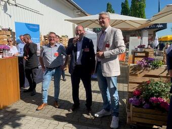 Vergrößerte Ansicht von Bürgermeisterrundgang Maimarkt 2025 (02)