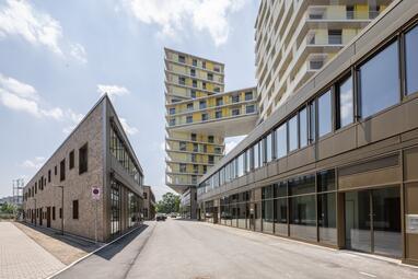 Vergrößerte Ansicht von Europaachse mit Hochpunkt H