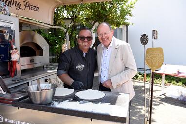 Vergrößerte Ansicht von OB Firmenbesuch bei der GLASS Gruppe