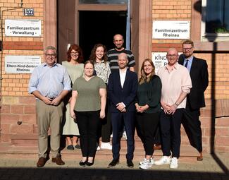 Vergrößerte Ansicht von Eröffnung GenerationenTreff Rheinau Bild 1