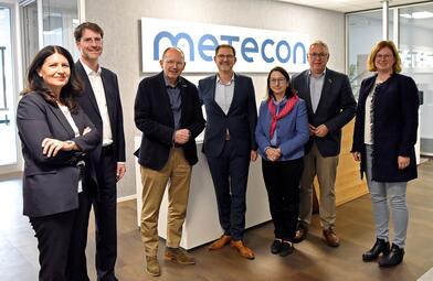 Vergrößerte Ansicht von OB Firmenbesuch bei Metecon