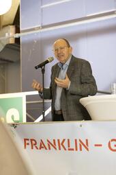 Vergrößerte Ansicht von Die FRANKLIN Grüne Mitte feiert Richtfest (01)