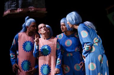 Vergrößerte Ansicht von Zerbrochner Krug