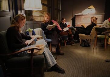 Vergrößerte Ansicht von Als wir lasen