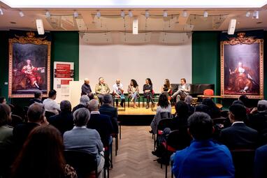 Vergrößerte Ansicht von Foto Podium 25 Jahre Migrationsbeirat