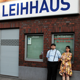 Vergrößerte Ansicht von Adventskalender - Türchen 11 - Mond über Soho