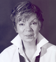 Vergrößerte Ansicht von ein schwarz-weiß Portrait von Yvonne Weber