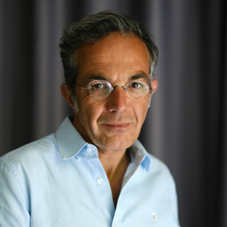 Vergrößerte Ansicht von Die Gegenwart aus ihren Widersprüchen begreifen. Navid Kermani erzählt vom "Sommer 24"