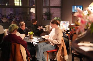 Vergrößerte Ansicht von Als wir lasen