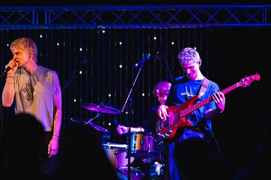 Vergrößerte Ansicht von Bandpool Live &amp; Laut