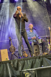 Vergrößerte Ansicht von Die Feisten: Familienfest