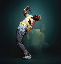 Vergrößerte Ansicht von Simon Pearce - Funny Bones