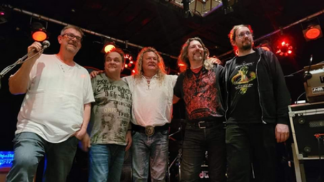 Vergrößerte Ansicht von Circle of Hands - The Music of Uriah Heep