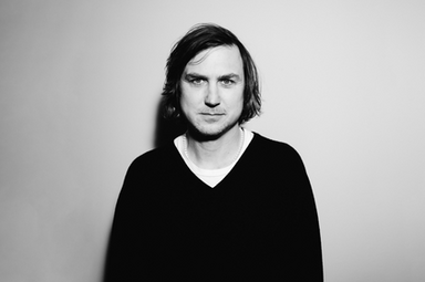 Vergrößerte Ansicht von Lars Eidinger liest und singt Bertolt Brechts Hauspostille