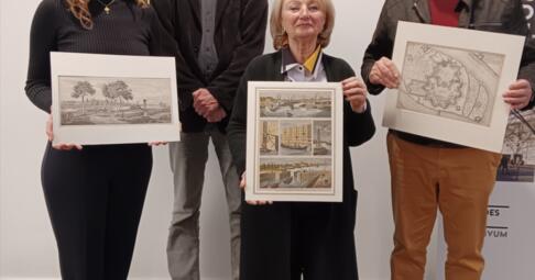 Vergrößerte Ansicht von „Die heimischen Wände voller Bilder“. Die Sammlung Ernst Hartmann