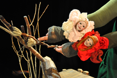 Vergrößerte Ansicht von Theater Anderland: Schneeweisschen und Rosenrot