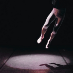 Vergrößerte Ansicht von ROHSTOFF – Improvisation aus Tanz, Wort und Musik