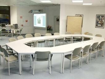 Vergrößerte Ansicht von Schulungsraum