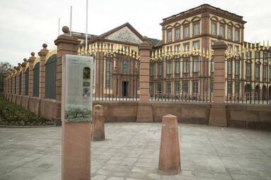 Vergrößerte Ansicht von Stadttafel Schloss