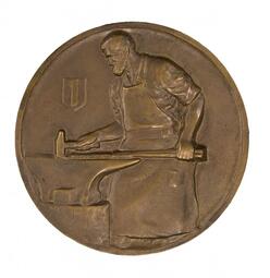 Vergrößerte Ansicht von Die Rückseite der Medaille zum 25. Jubiläum der Handwerkskammer von 1926