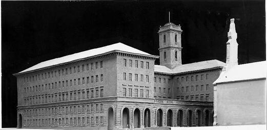 Vergrößerte Ansicht von Modell des Technischen Rathauses mit Glockenturm, 1939
