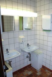 Vergrößerte Ansicht von Kulturhalle Feudenheim defekte Sanitäreinrichtungen