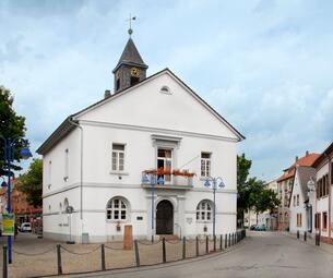 Vergrößerte Ansicht von Bürgerdienst Käfertal Aussenansicht vor der Renovierung