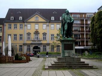 Vergrößerte Ansicht von Dalberghaus - Stadtbibliothek
