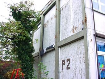 Vergrößerte Ansicht von Jungbuschschule Fassade vor der Sanierung