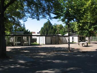 Vergrößerte Ansicht von Friedrichsfeldschule Aussenansicht