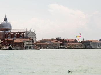 Multihalle auf der Architektur-Biennale in Venedig