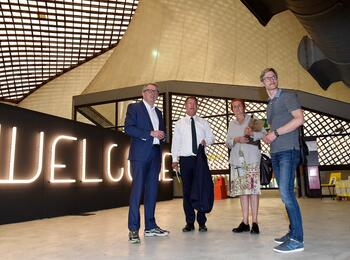 Staatssekretär Gunther Adler zu Besuch in der Multihalle