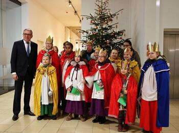 Besuch der Sternsinger im Rathaus 2019