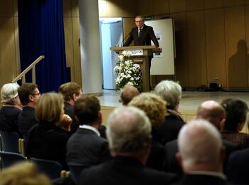 OB Dr. Peter Kurz bei seiner Ansprache im Rahmen der Gedenkfeier 2019