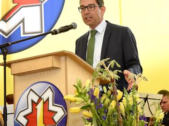 Staatssekretär Dr. Andre Baumann eröffnet den 406. Maimarkt