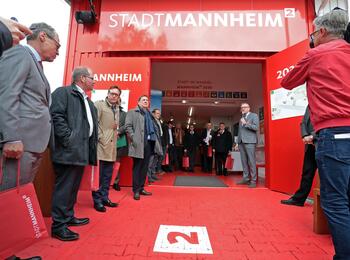 Bürgermeisterrundgang auf dem Maimarkt 2019