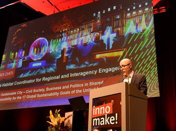 Vortrag von Roi Chiti (United Nations) beim Symposium people- planet-profi