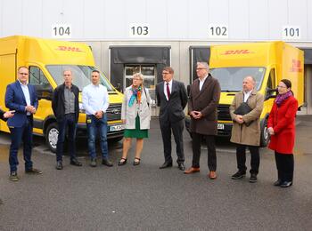 eutsche Post DHL stellt die neuen StreetScooter Work XL, die ersten "großen" rein elektrischen Paketzustellfahrzeuge, vor 