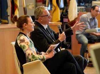 OB Dr. Peter Kurz bei der Abschlussdiskussion beim 3. UTC in Mannheim