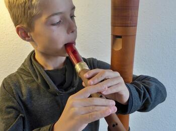 Pepe Chevallier, Junge mit Blockflöte 